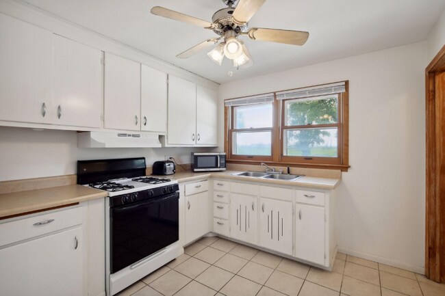 Foto del edificio - 2104-2106 E 58th St