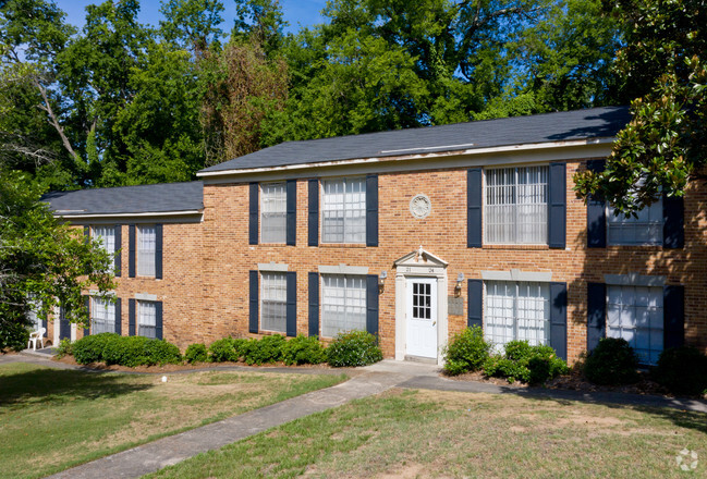 Foto del edificio - Wesleyan Gardens Apartments