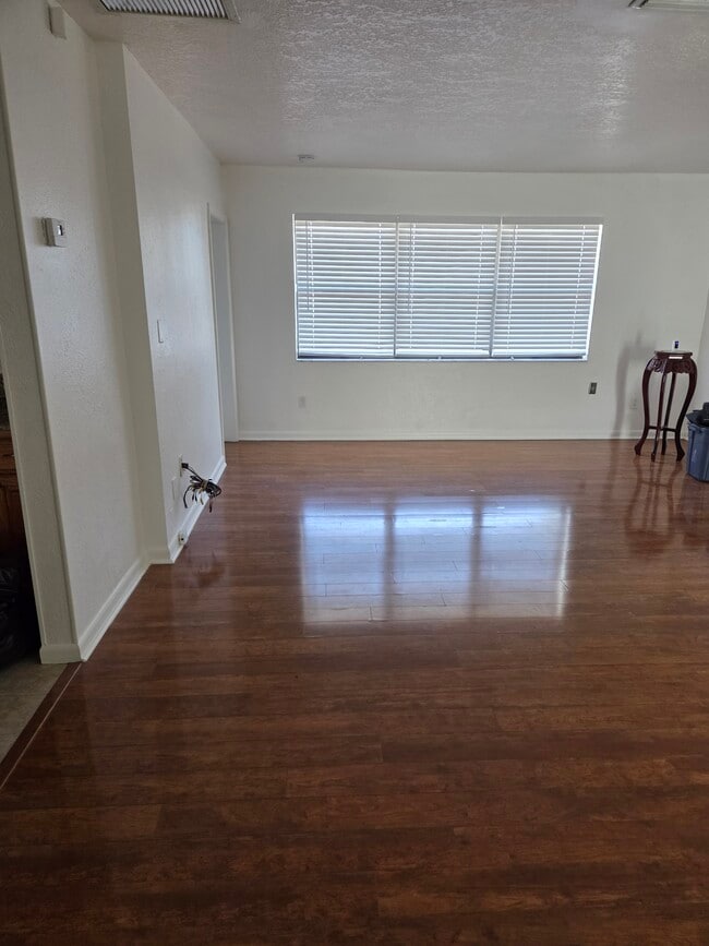 Foto del edificio - 4155 Prince Hall Blvd