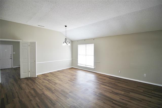 Foto del edificio - 2018 Garden Crest Ln