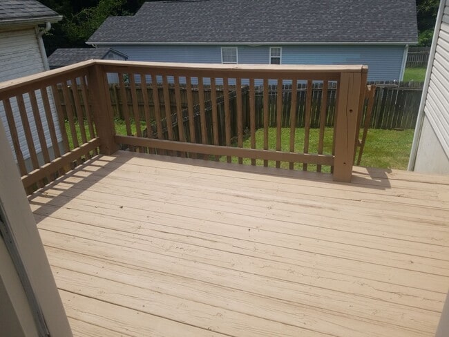 Building Photo - 737 Andra Dr