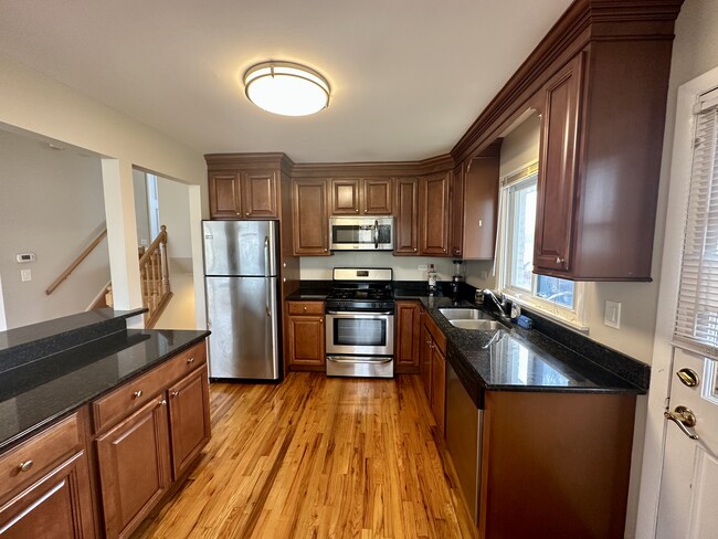 Kitchen - 1243 S Mitchell Ave