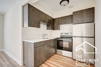 Building Photo - 5841 N Winthrop Ave