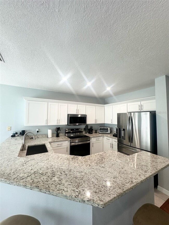 Building Photo - 6407 Barksdale Way