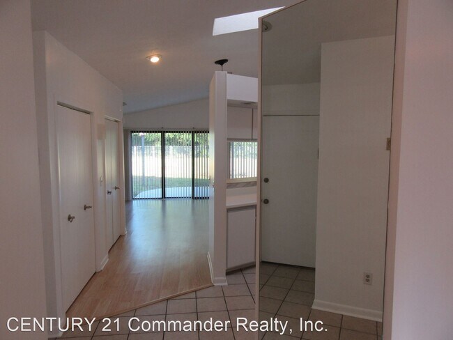 Foto del edificio - 3 br, 2.5 bath House - 4050 Linwood Drive