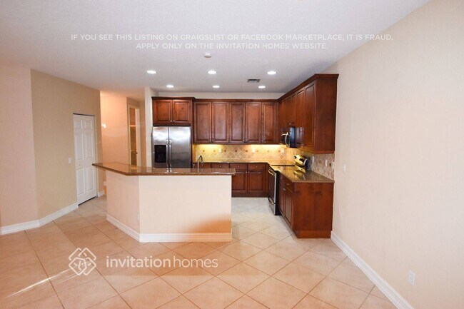 Foto del edificio - 8267 Emerald Winds Cir