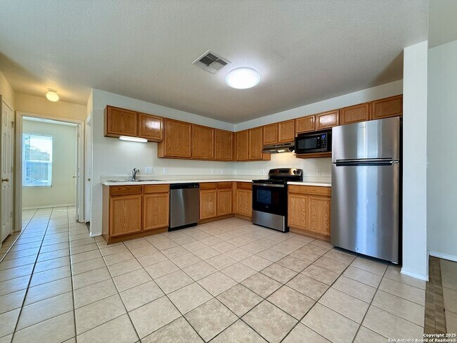 Building Photo - 15306 Kamary Ln