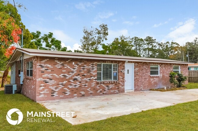 Building Photo - 495 Sigsbee Rd