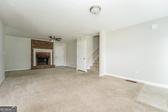 Foto del edificio - 4891 Cherokee Way SE