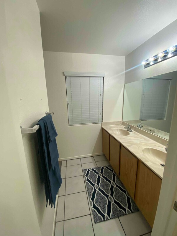 Foto del edificio - 1100 Rodeo Dr