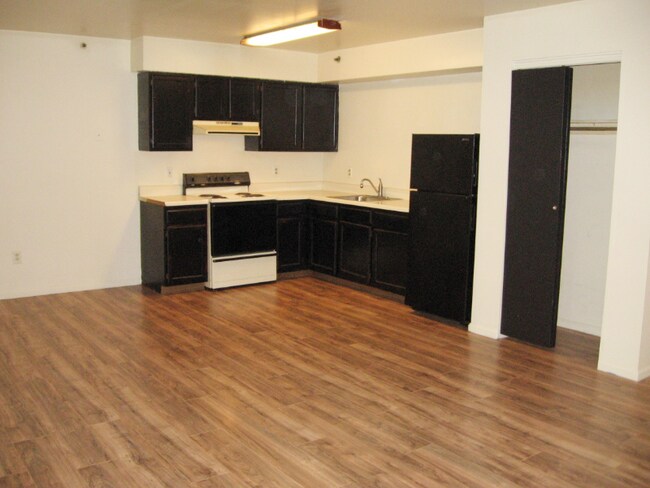 Foto del edificio - 641 S Woodward St