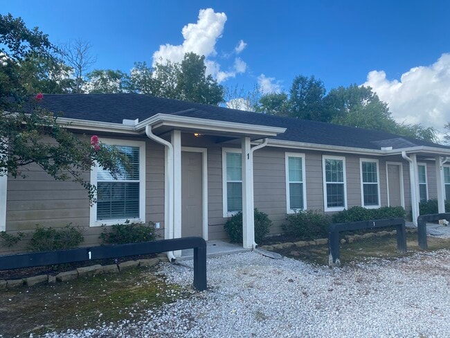 Foto del edificio - 200 W Crosby St