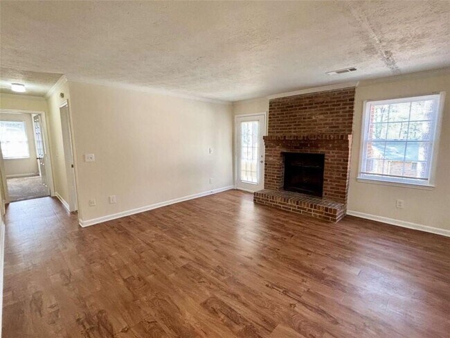 Building Photo - 1579 Harbins Rd NW