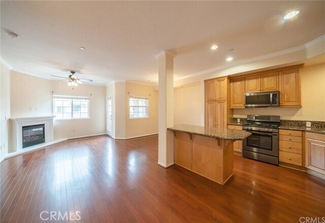 Foto del edificio - 1435 Lomita Blvd