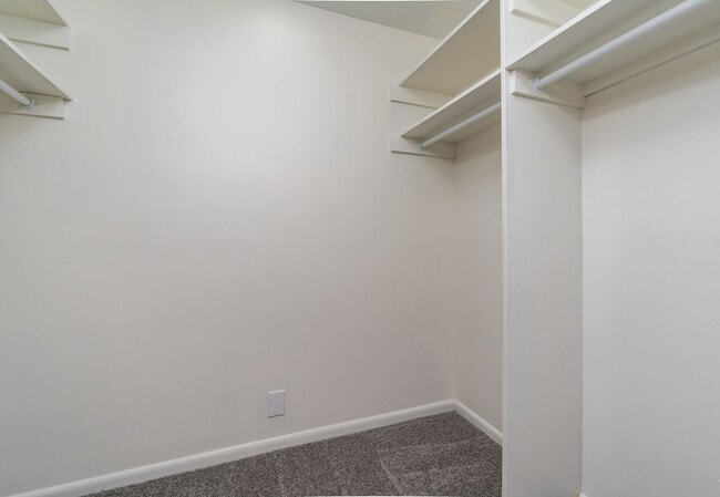 Interior Photo - Bexley House