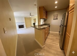 Building Photo - 650 The Village