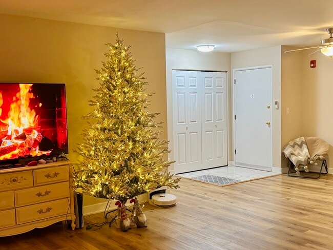 Foto del edificio - 535 S Cleveland Ave