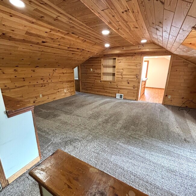 Foto del edificio - 211 W Higham St