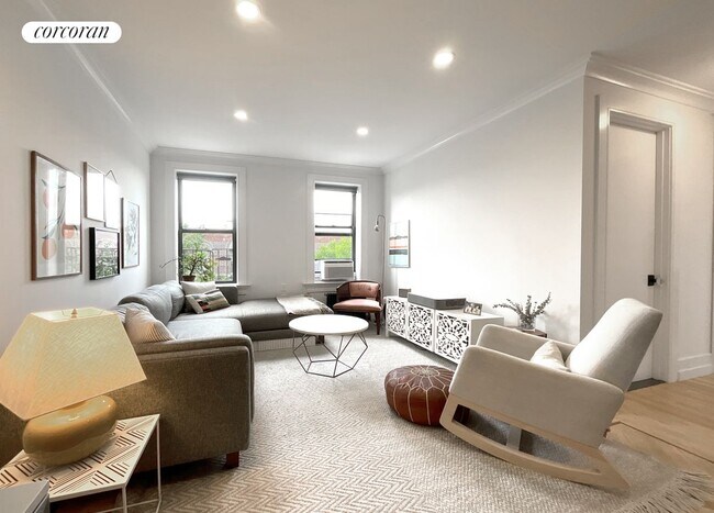 Foto del edificio - 24-39-39 38th St