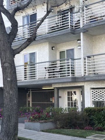 Building Photo - 1515 S Beverly Dr