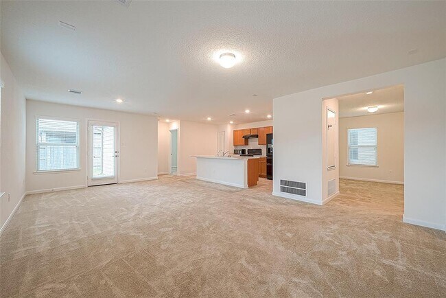 Building Photo - 2503 Boxwood Park