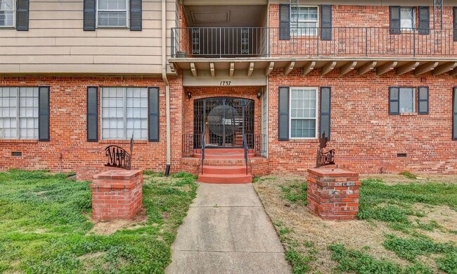 Building Photo - 1735 S Peoria Ave