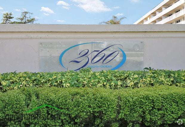 2560 South Ocean photo'