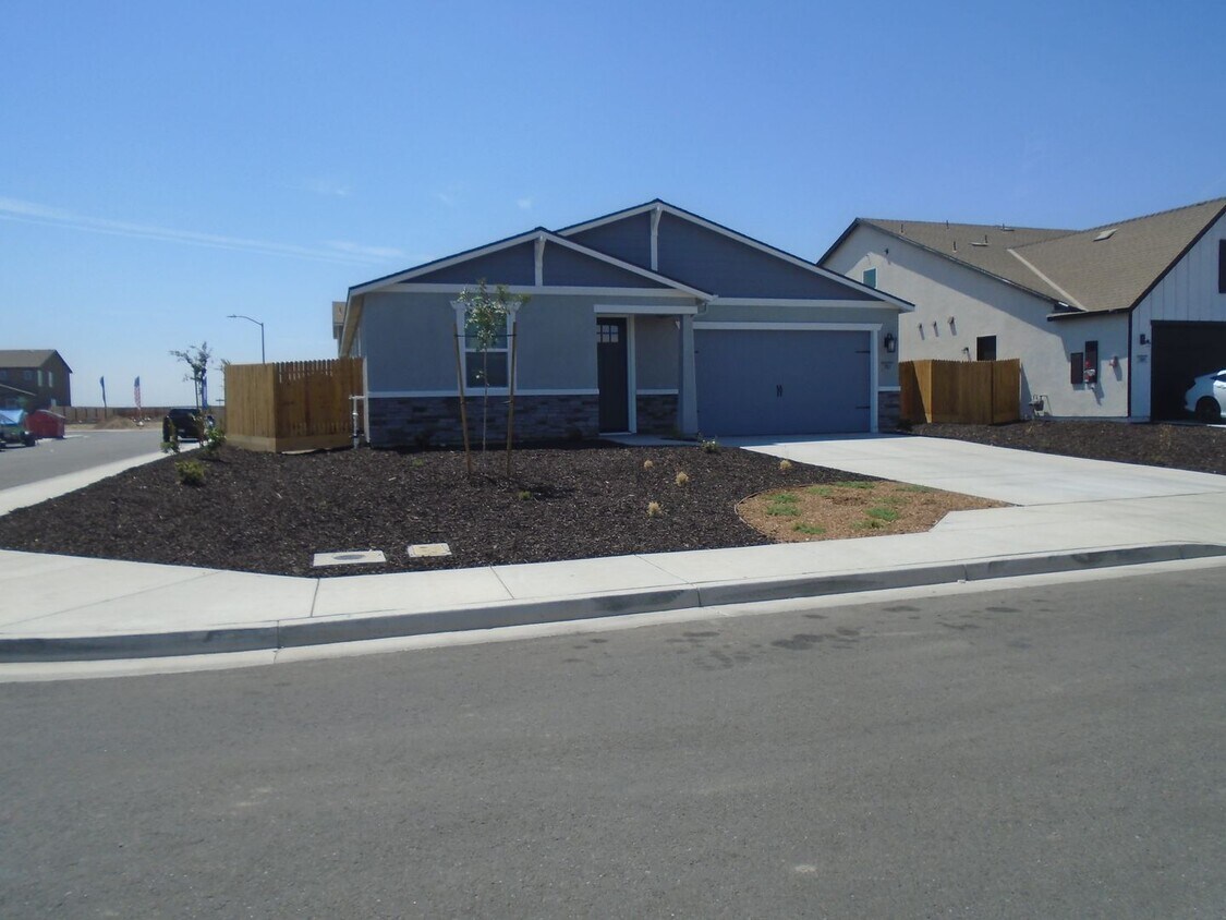 Primary Photo - JUST REDUCED......NEW CONTRUCTION WITH SOL...