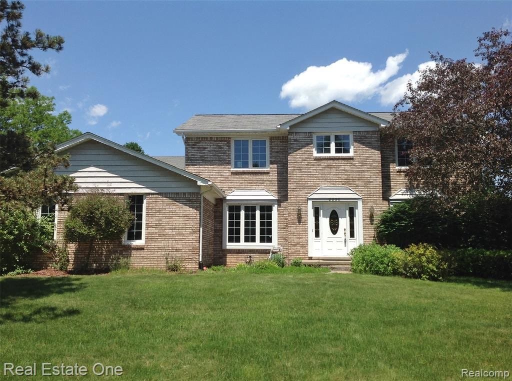 2338 Claymont Dr, Troy, MI 48098 House for Rent in Troy, MI