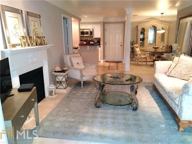 Foto del edificio - 23305 Plantation Dr NE