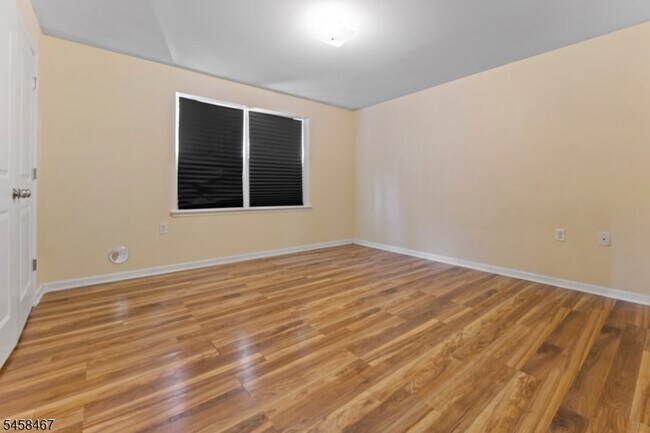 Foto del edificio - 453-455 Washington Street Unit 1