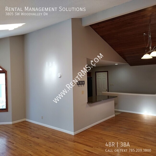 Foto del edificio - 3805 SW Wood Valley Dr