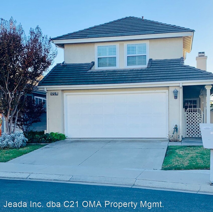 Foto principal - 3 br, 2.5 bath House - 2304 VIA CHALUPA