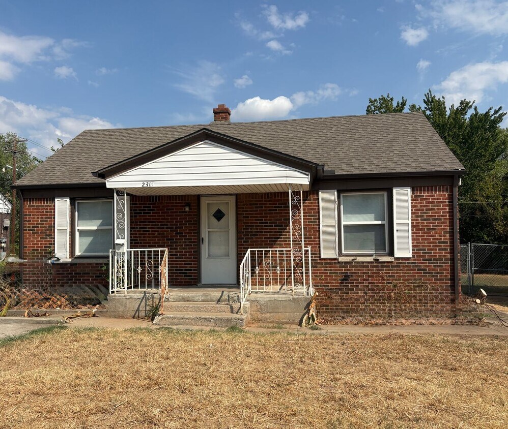 Photo - 2316 Miramar Blvd