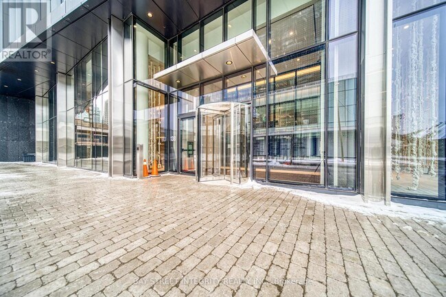 Building Photo - 138 Downes St