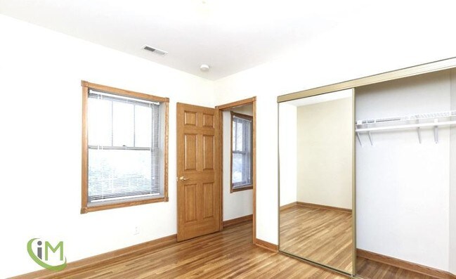 Foto del edificio - 341 S Taylor Ave