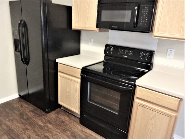 Building Photo - 10543 Manor Creek