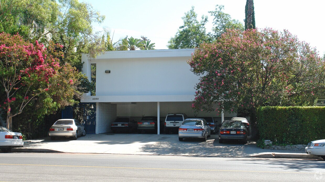 Primary Photo - 4350 Colfax