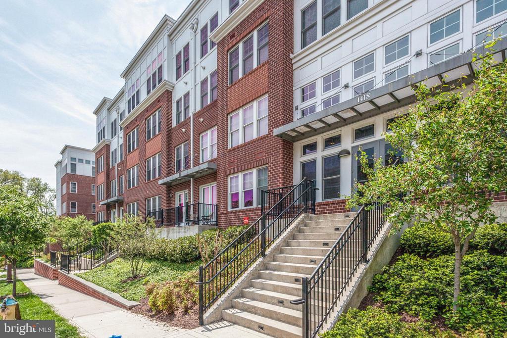 Foto principal - 1418 N Rhodes St