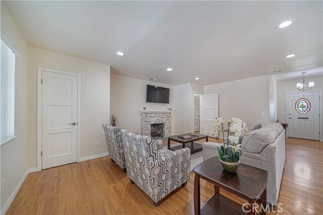 Building Photo - 549 N La Sena Ave