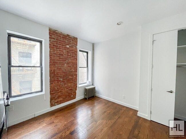 Building Photo - EASTERN PARKWAY / Crown Heights Studio