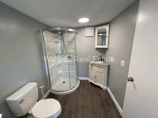 Foto del edificio - PRICE IMPROVEMENT!!  COZY UPDATED 2 BEDROO...