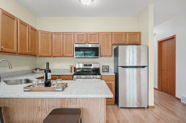 Building Photo - 5113 Merwood Ln