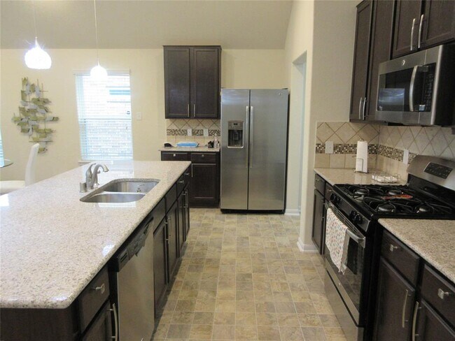 Building Photo - 18327 Hickory Trunnel Ln