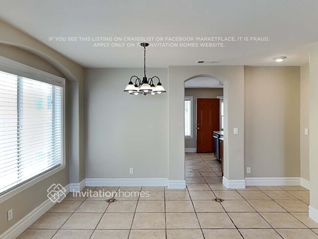 Building Photo - 9425 Deer Lodge Ln