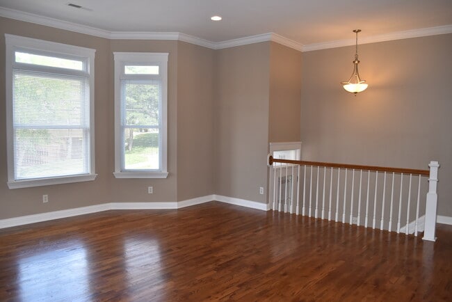 Photo - 2105 Herrick Ave Townhome