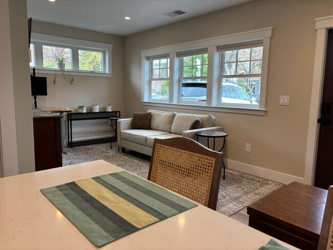 Foto del edificio - 2203 Park Ave