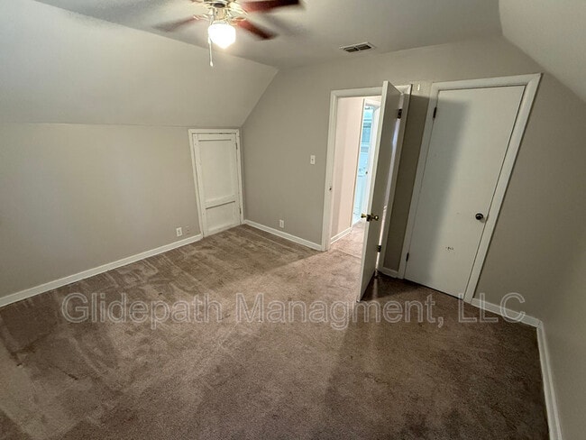 Building Photo - 1501 Broadmoor Rd