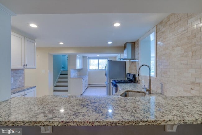 Foto del edificio - 1206 Riggs Ct