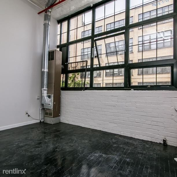 Building Photo - 248 McKibben St